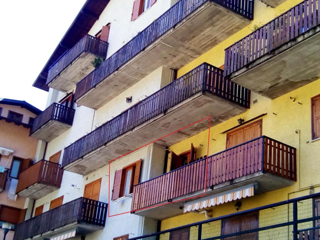 شقة Bilocale A بيازا بريمبانا المظهر الخارجي الصورة